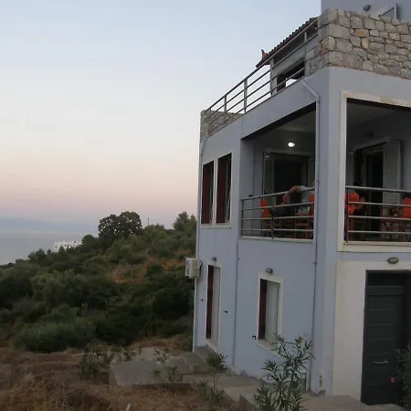 Theano House Mani Ferienhaus