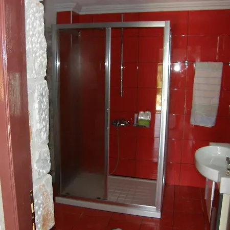 Theano House Mani