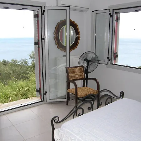 بيت للعطل Theano House Mani *